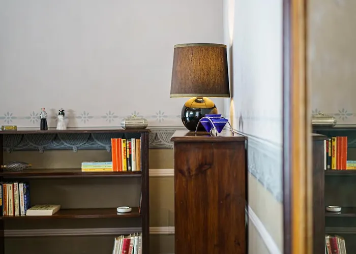 Cefas Apartments